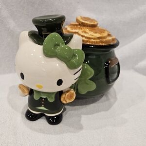 Blue Sky Hello Kitty Ceramic Figure With Pot of Gold Accent